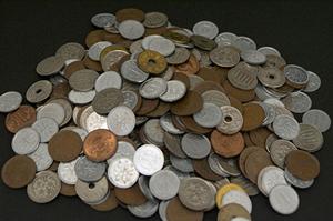 「銀貨の魅力を徹底解説！資産運用からコレクションまで知っておくべき基本と購入ガイド」